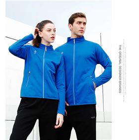 冬季运动服定做怎么看衣服是不是保暖?
